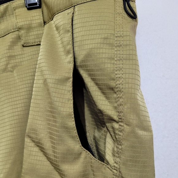 PELAGIC HIGH PERFORMANCE DRI-FLEX HYBRID II FISHING SHORTS MEN'S SIZE 40 - Picture 14 of 15